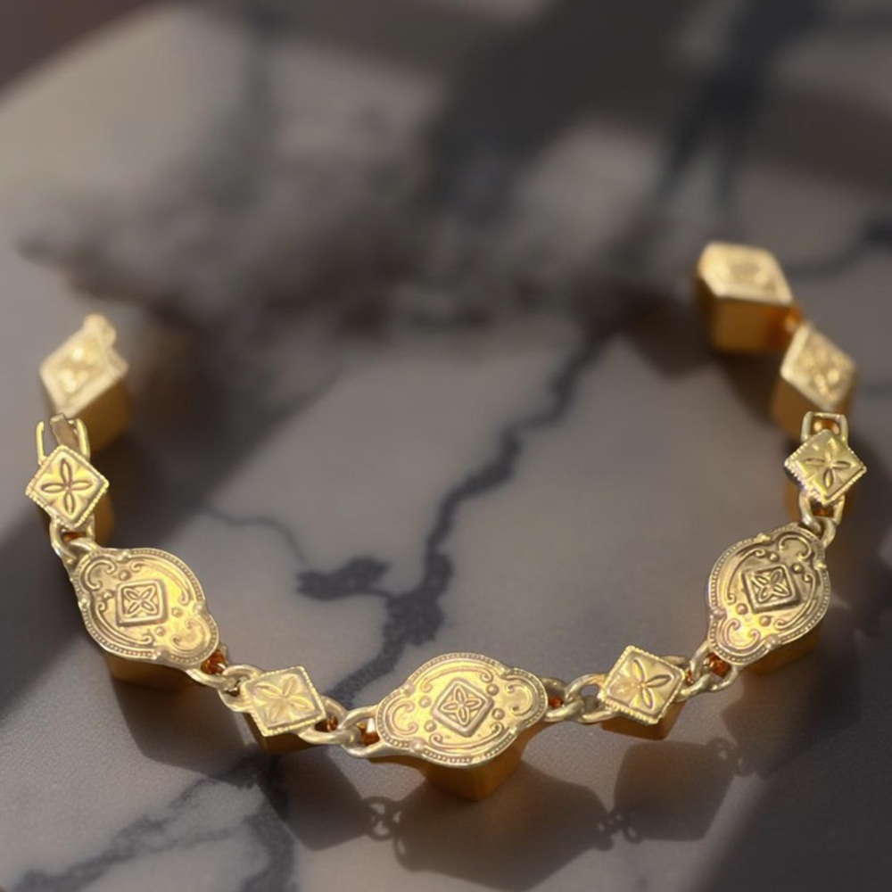 Elegant Gold Toned Bracelet